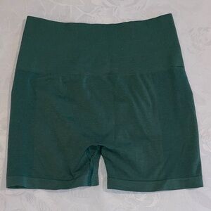 Alphalete Scrunch Shorts